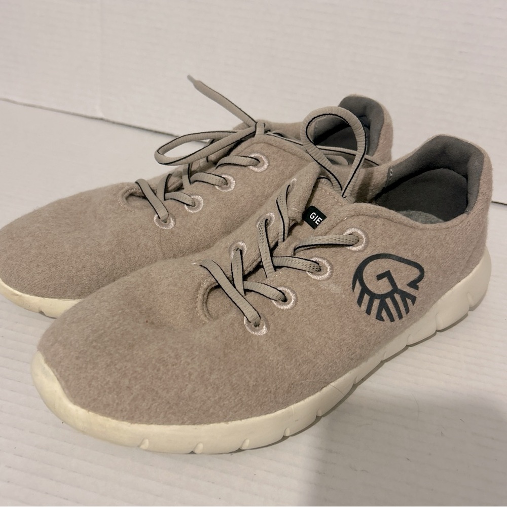 Giesswein Merino Wool Runners womens